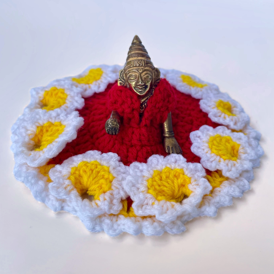 Pooja: Balgopal Vastra - Kusum