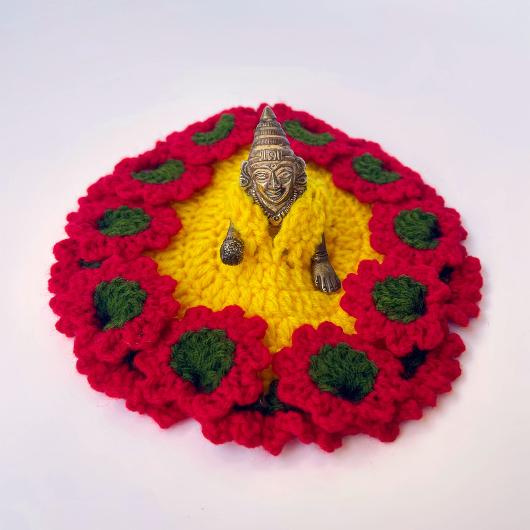 Pooja: Balgopal Vastra - Kusum