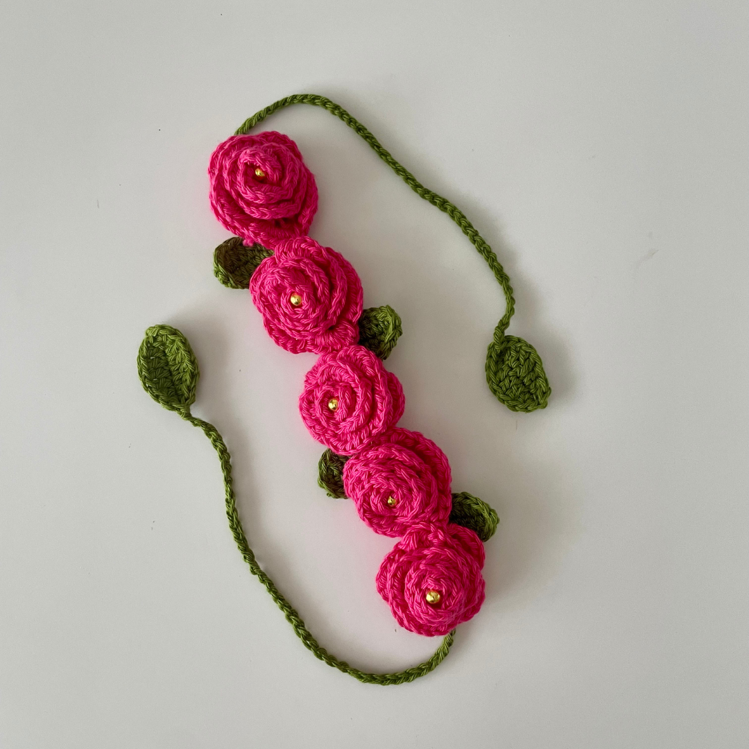 Hair : Rose Gajara