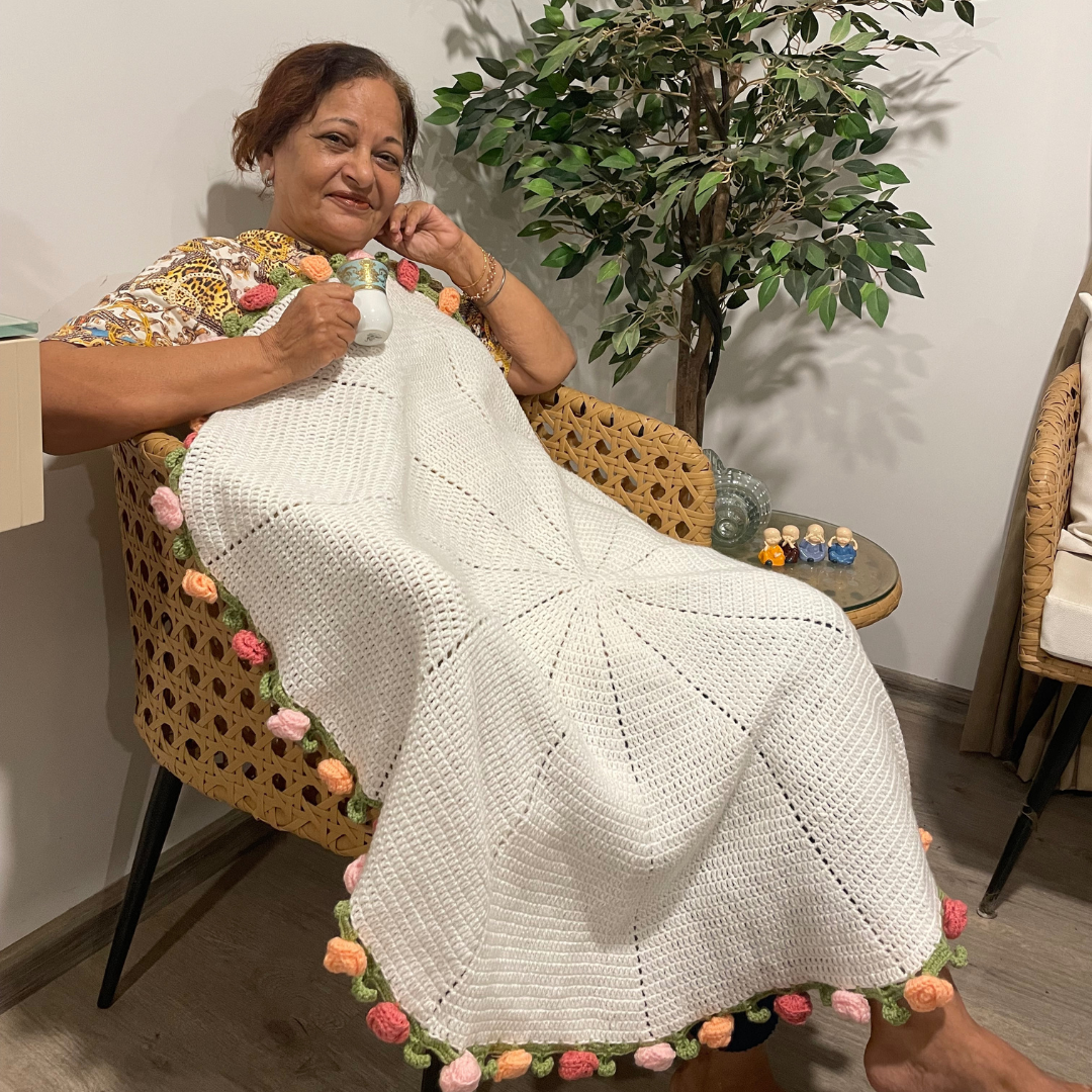 English Rose Throw Blanket