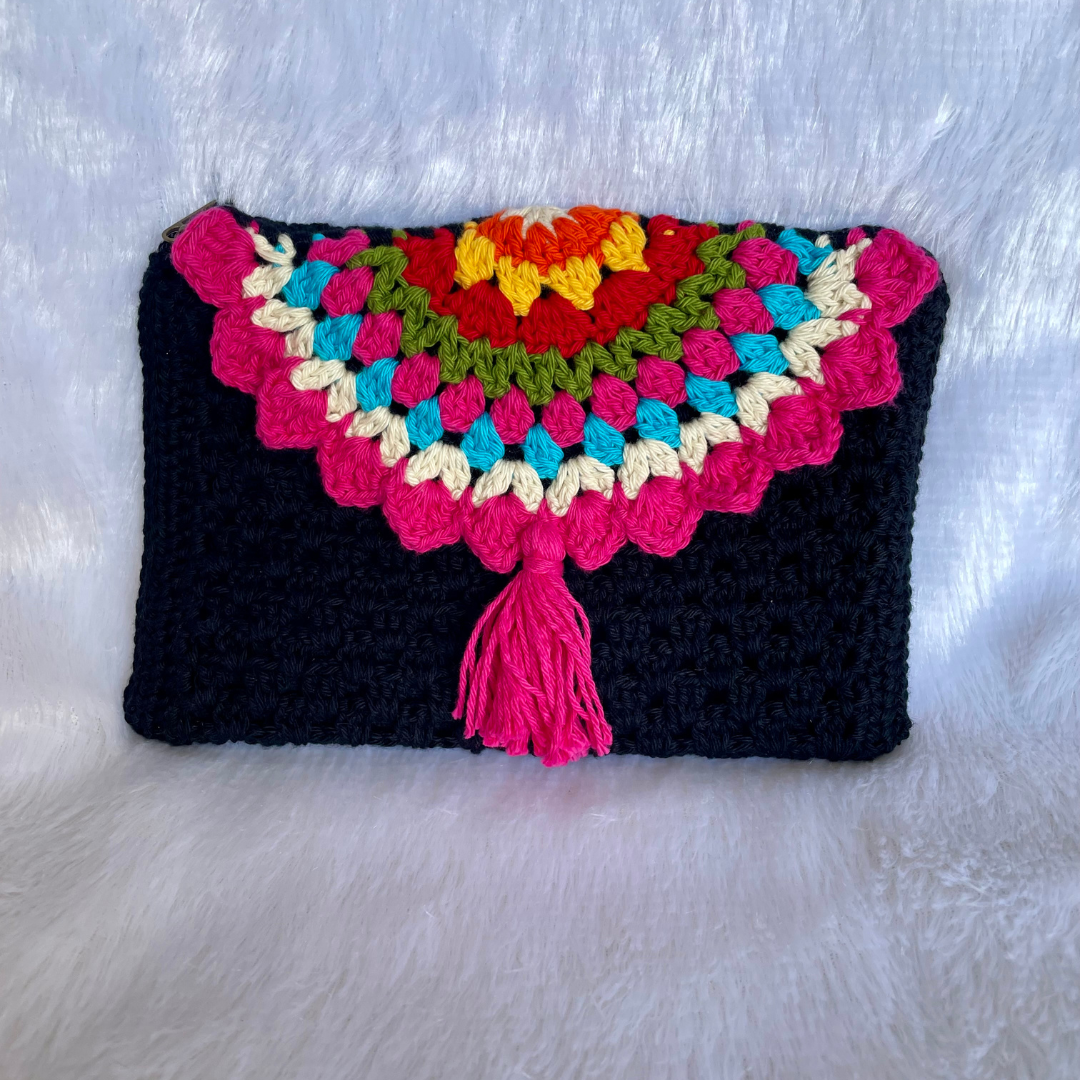 Pouch: Mandala Charm