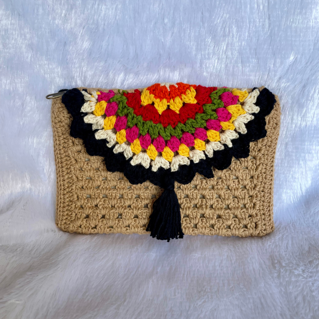 Pouch: Mandala Charm
