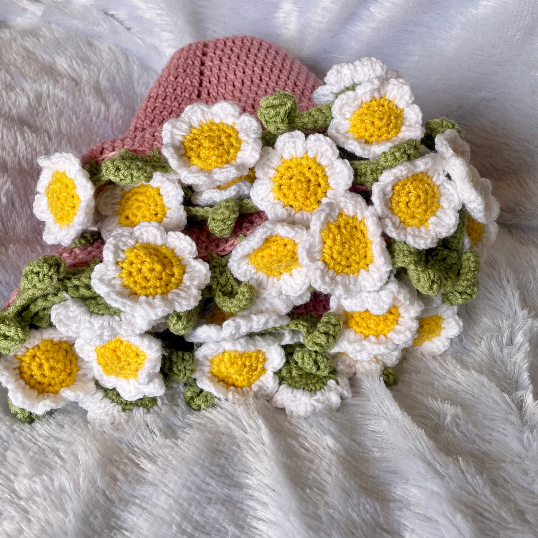 Blooming Daisy Throw Blanket