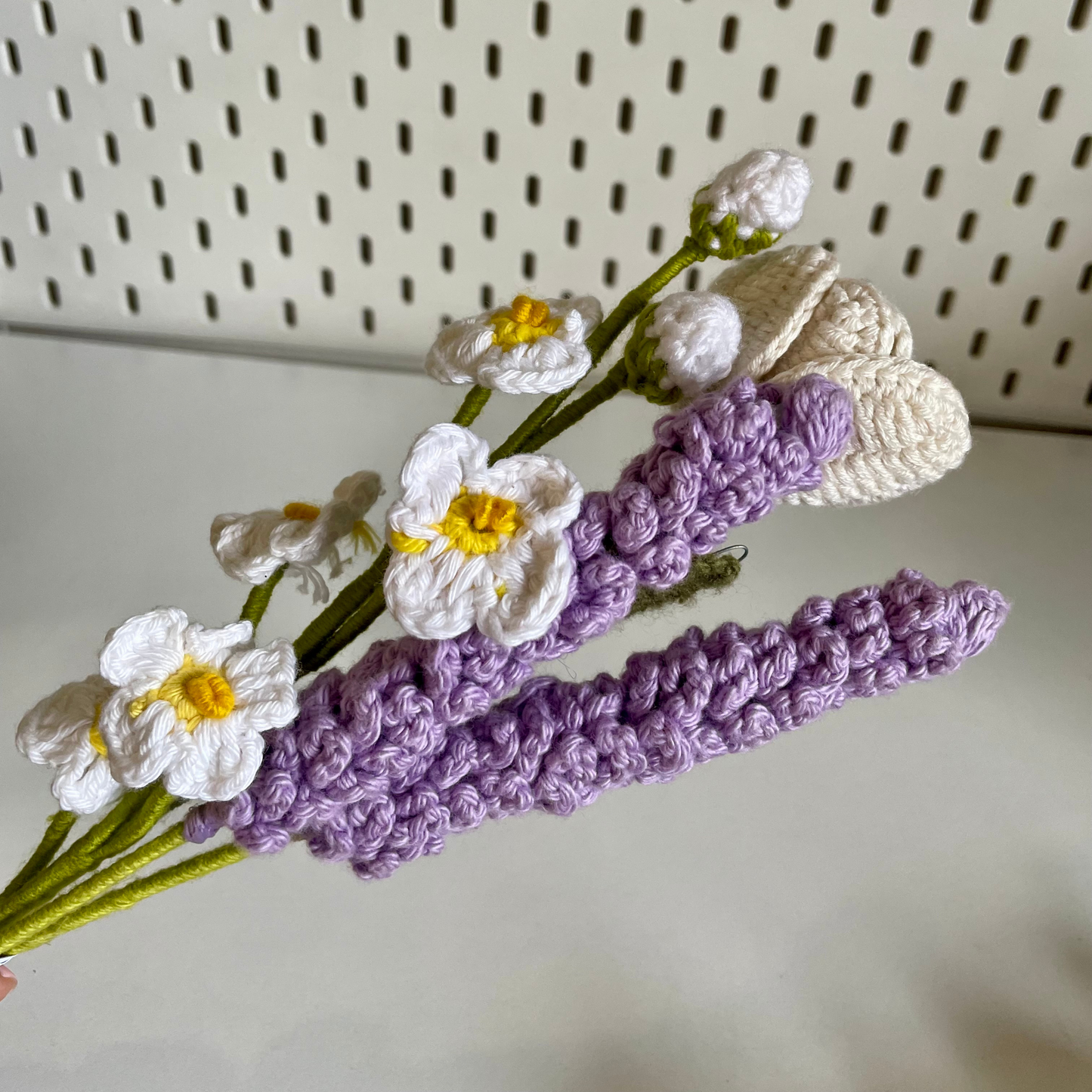 Flower : Whimsical Lavender Bouquet