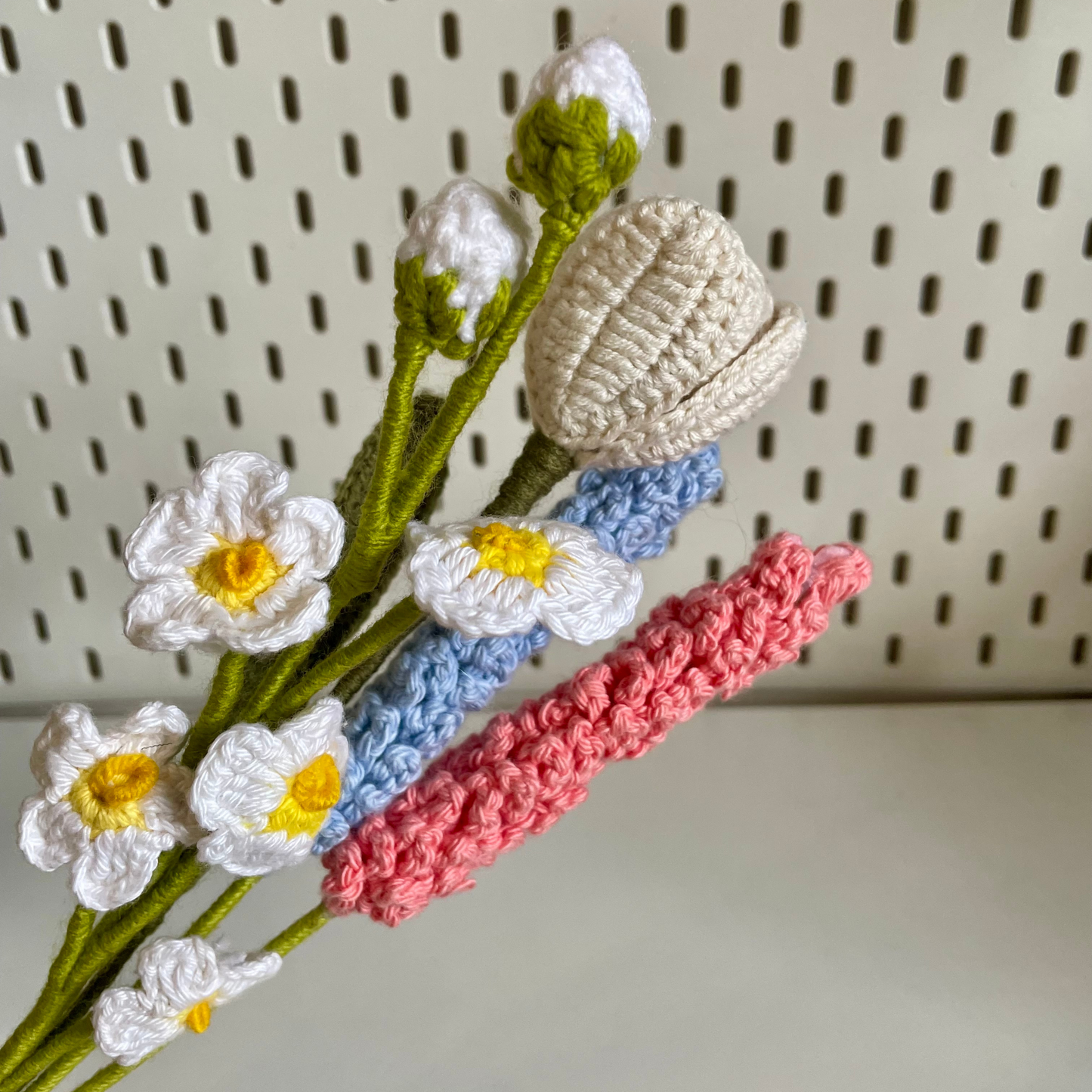 Flower : Whimsical Lavender Bouquet