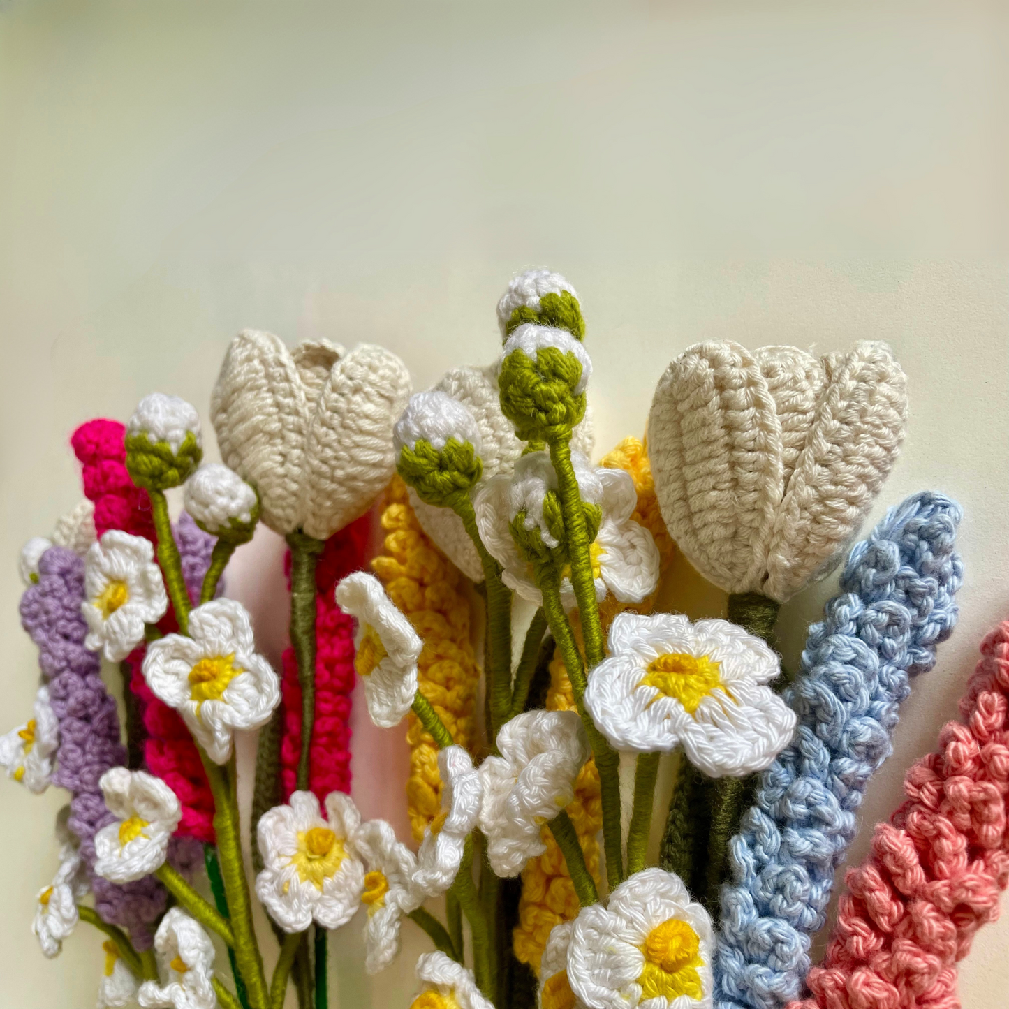 Flower : Whimsical Lavender Bouquet