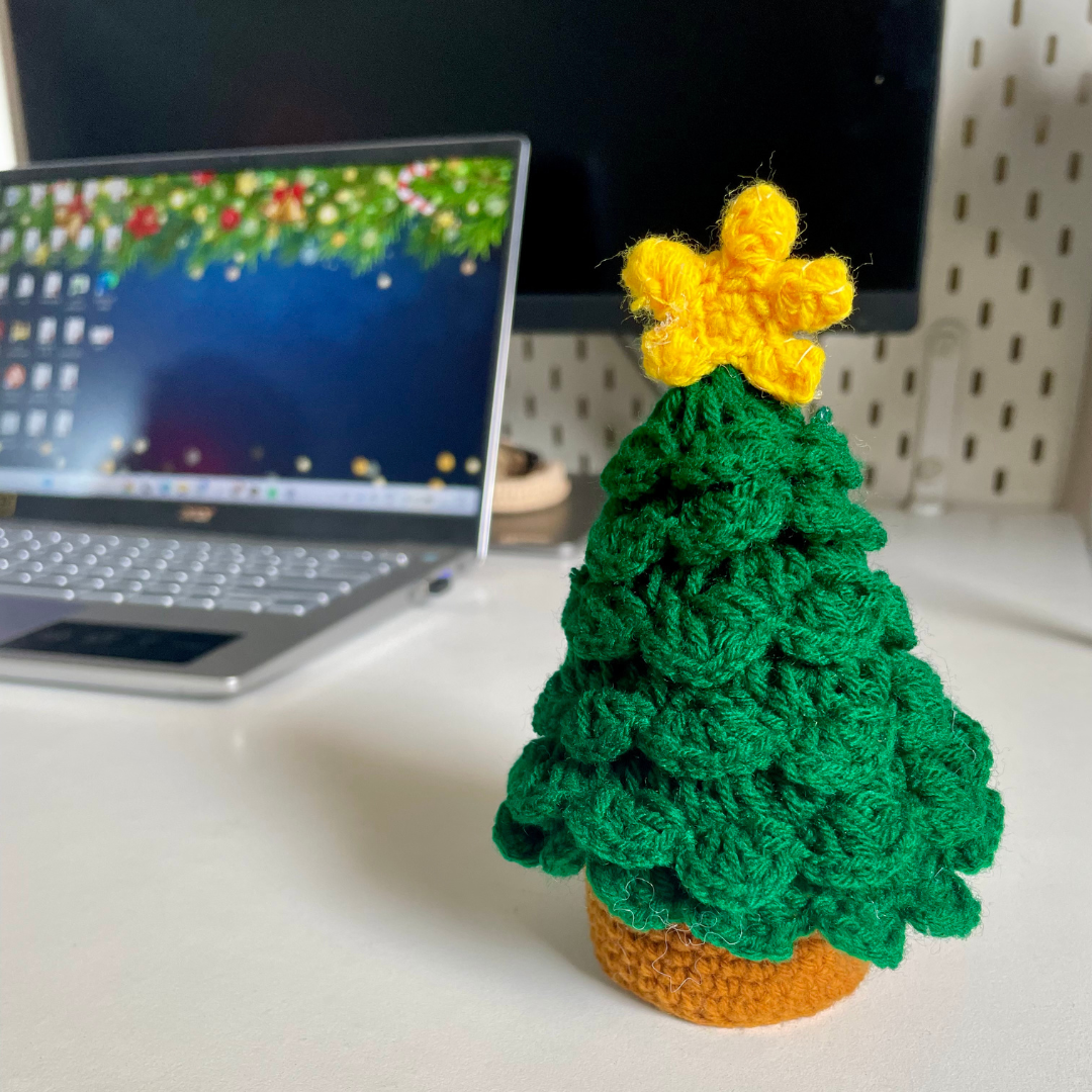 Potted : Christmas Tree