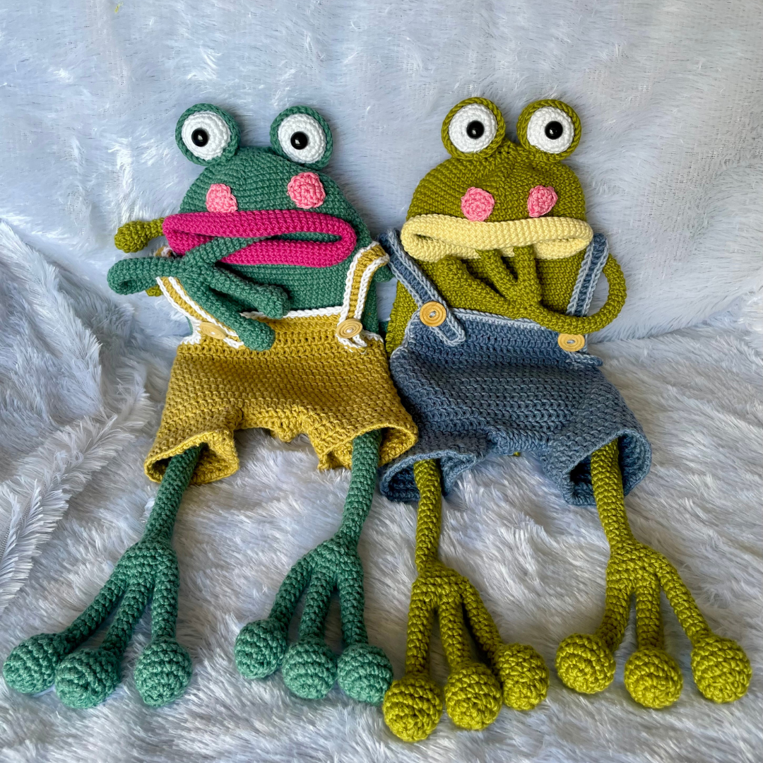 Sling Bag: Quirky Frog